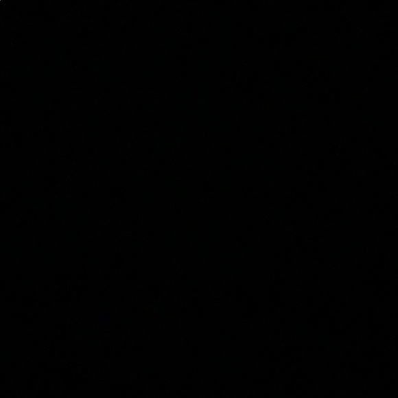 Meet your Posher, Adriela - Picture 1 of 1